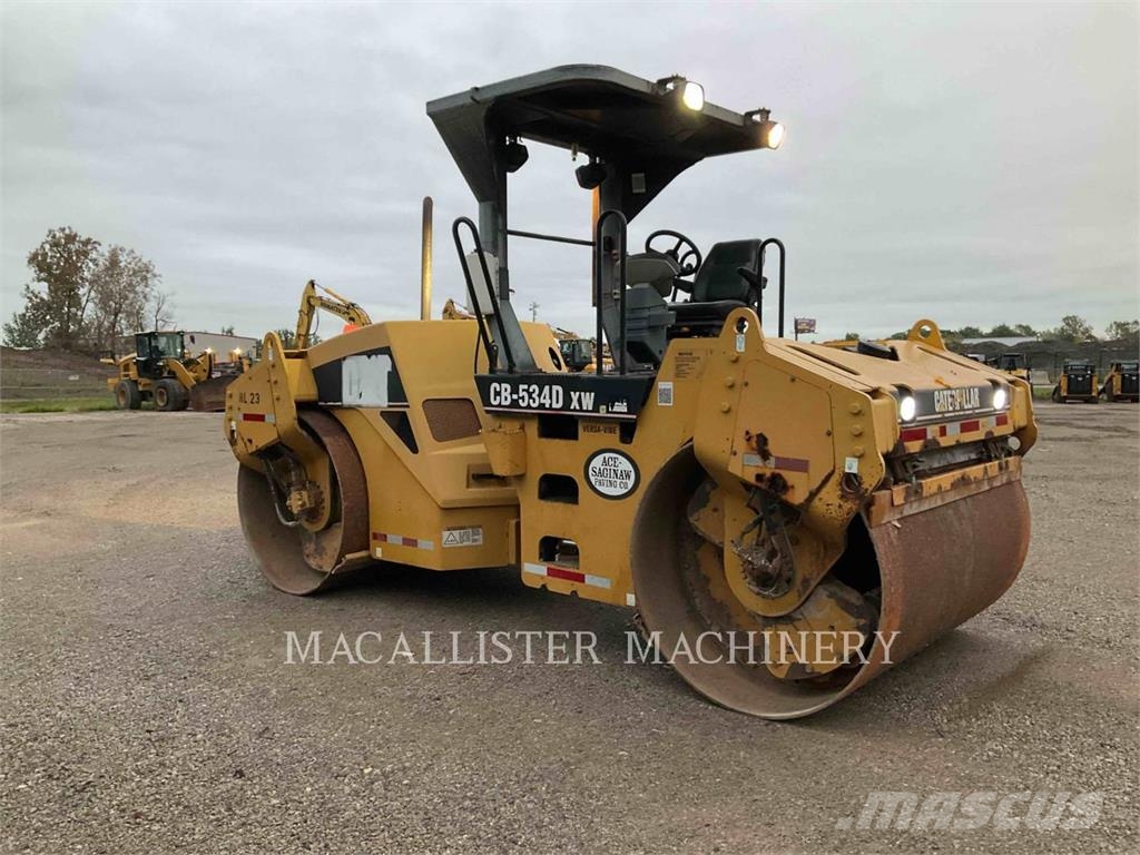 CAT CB534D XW Котки тротуарні