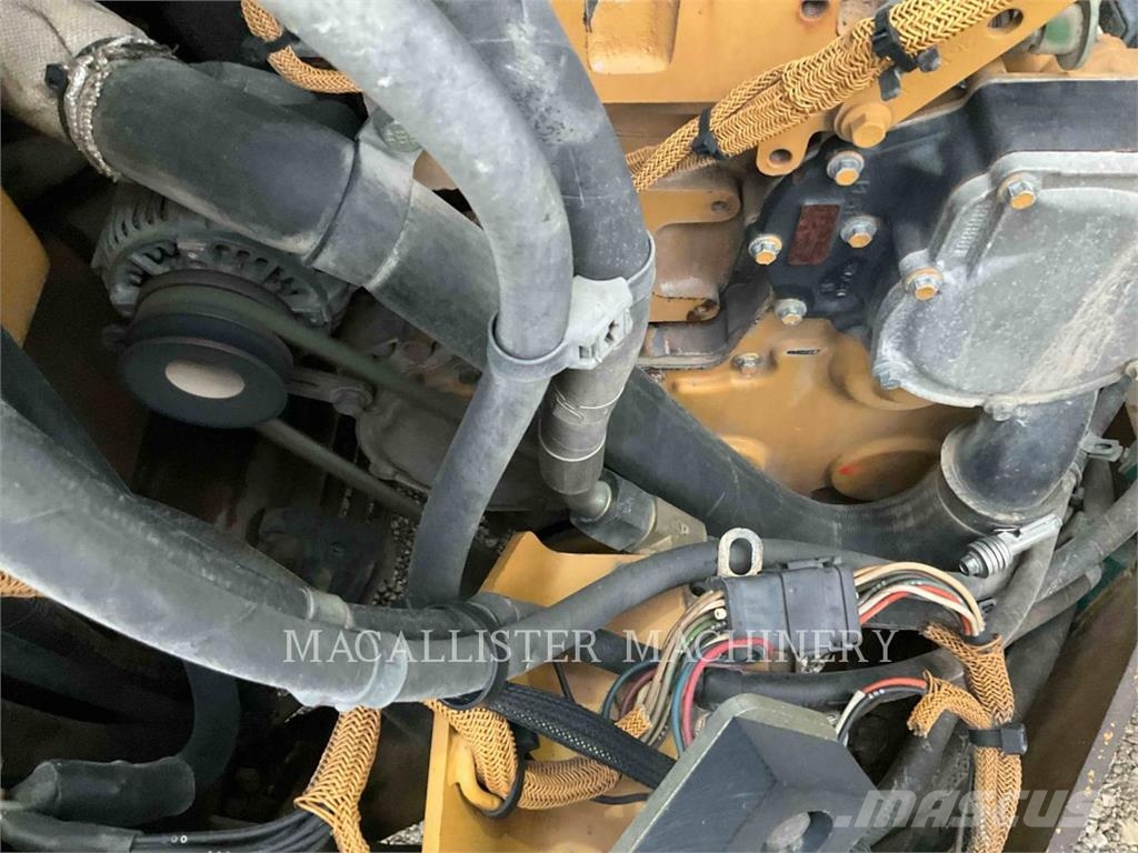 CAT CB534D XW Котки тротуарні