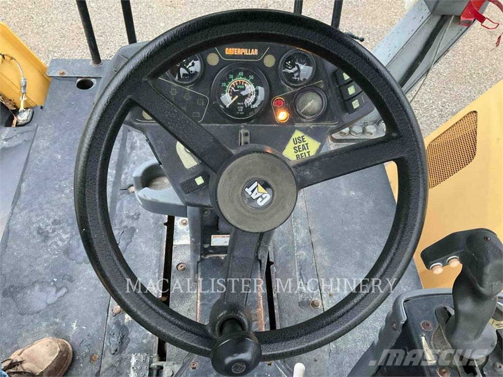 CAT CB534D XW Котки тротуарні