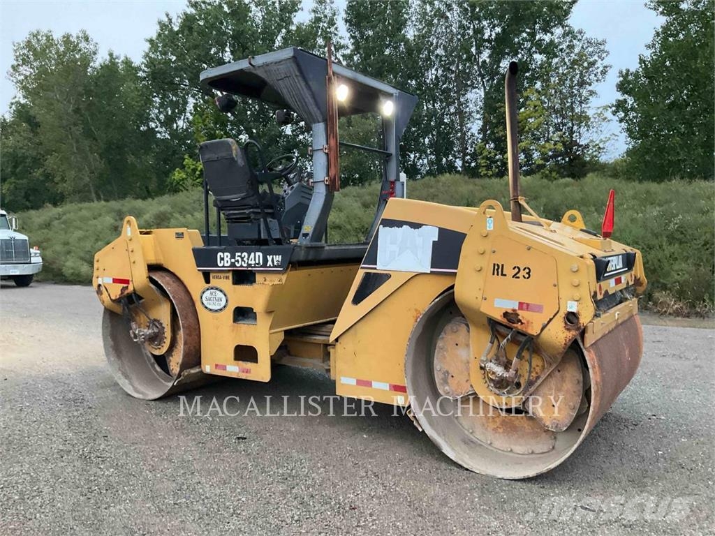 CAT CB534D XW Котки тротуарні