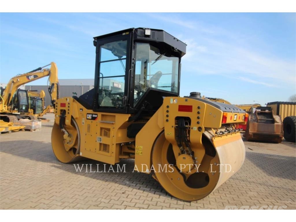 CAT CB54B Jordkompaktorer