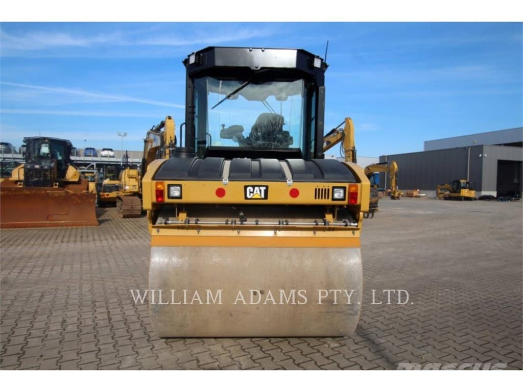CAT CB54B Jordkompaktorer