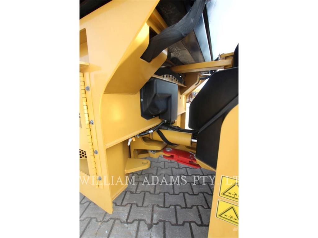 CAT CB54B Jordkompaktorer