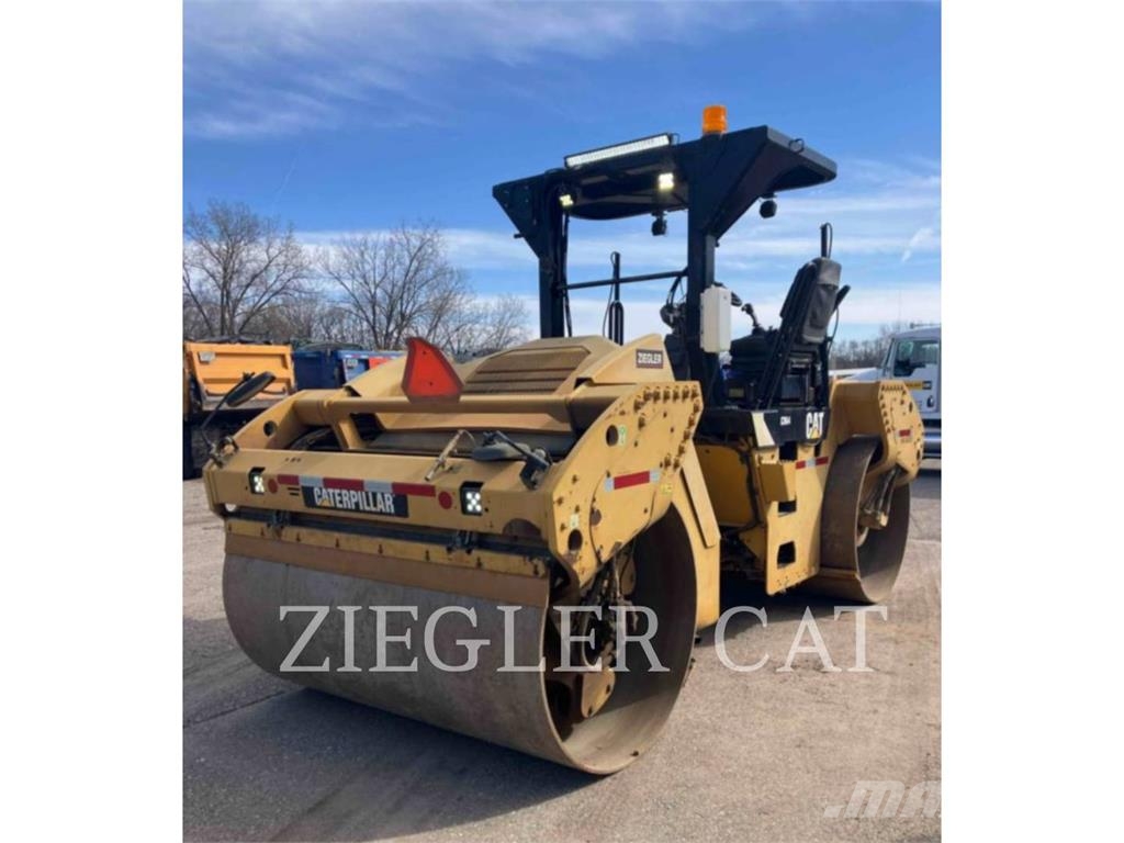 CAT CB64 Compactadoras de suelo