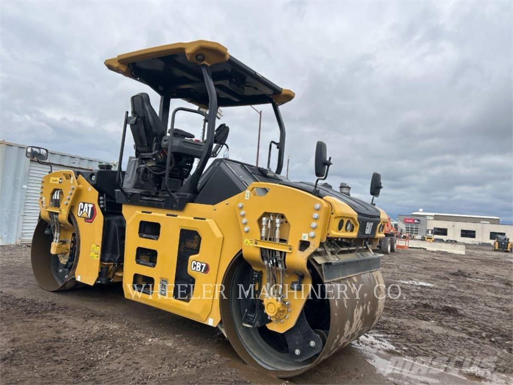 CAT CB7 Tvilling tromle