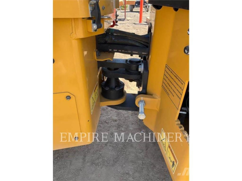 CAT CC2.7GC-03 Rodillos de doble tambor