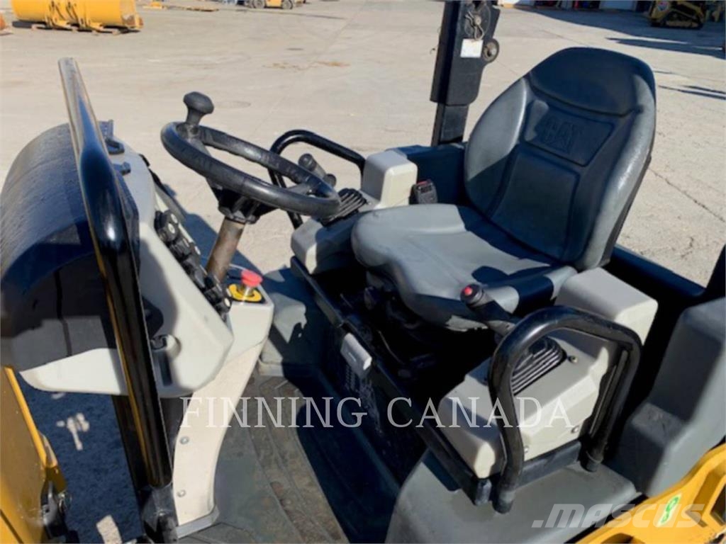 CAT CC34B Erdbauwalzen
