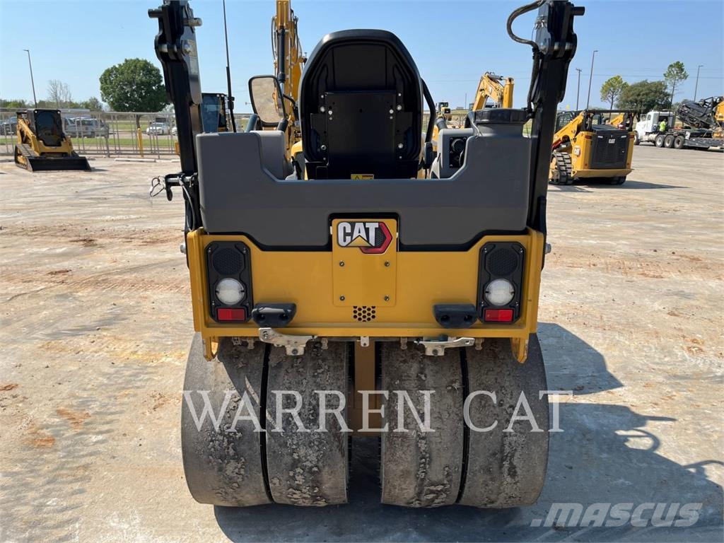 CAT CC4.0 Kompaktorji tal
