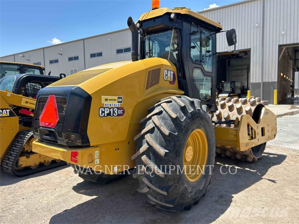 CAT CP13GC Erdbauwalzen