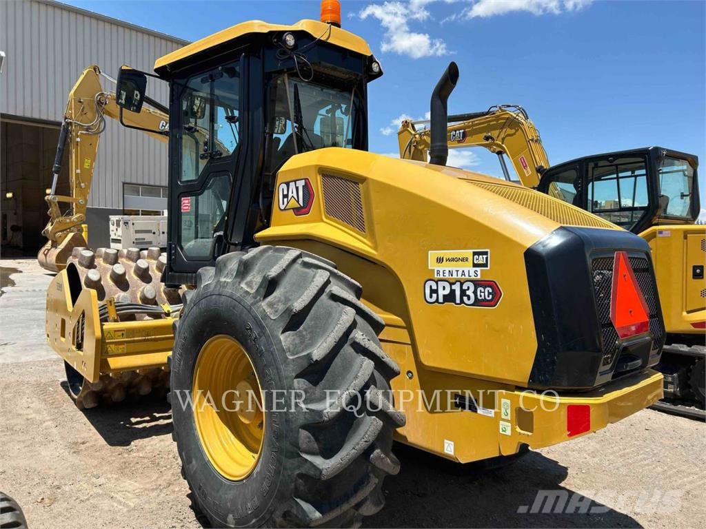 CAT CP13GC Erdbauwalzen