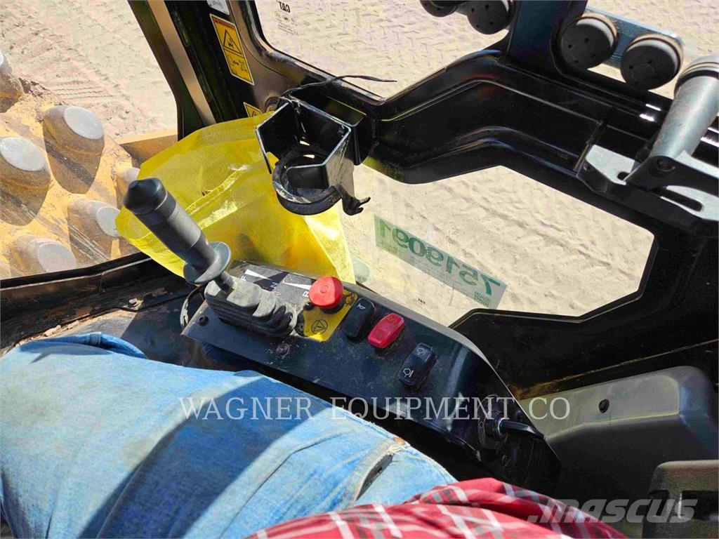 CAT CP13GC ضاغطات التربة