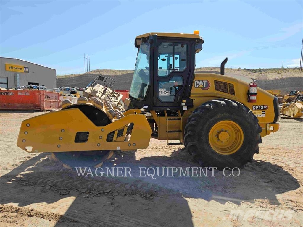CAT CP13GC ضاغطات التربة