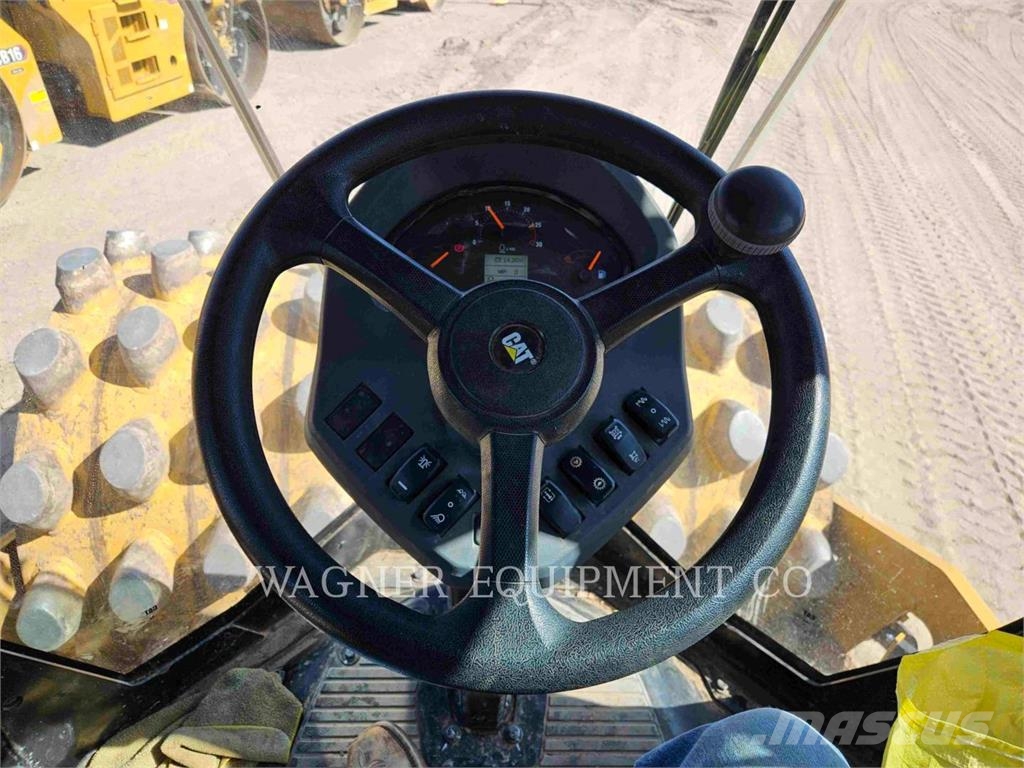 CAT CP13GC ضاغطات التربة