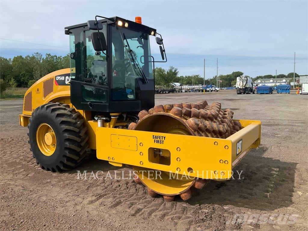 CAT CP54B Enojni valjarji