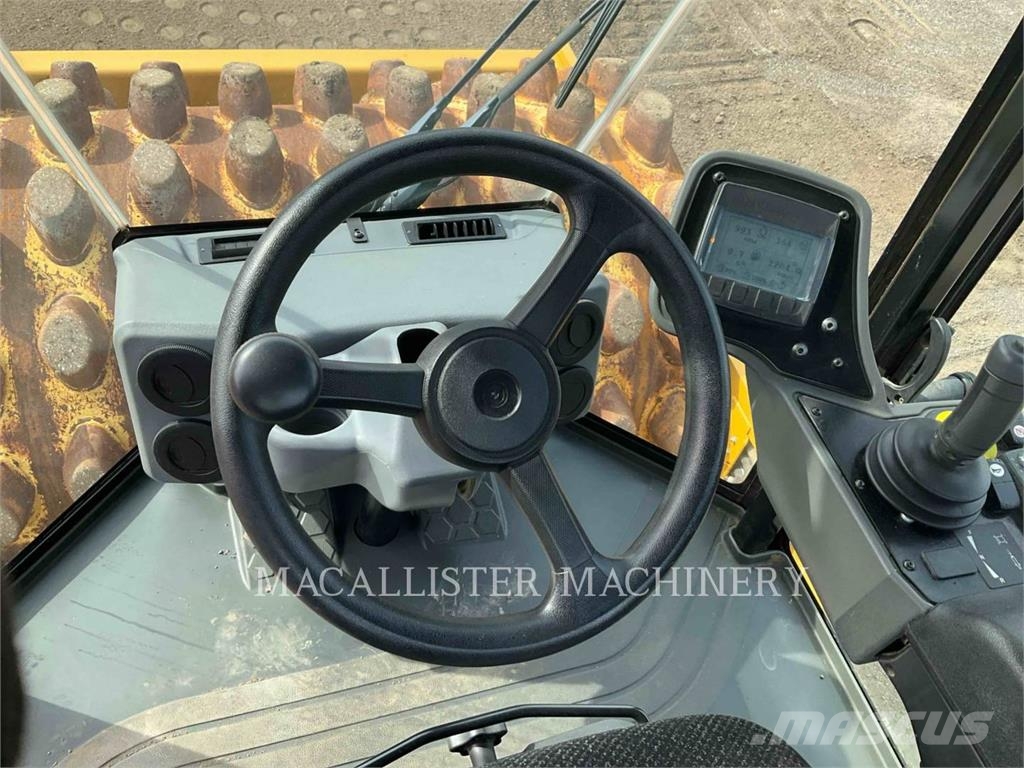 CAT CP54B Enojni valjarji