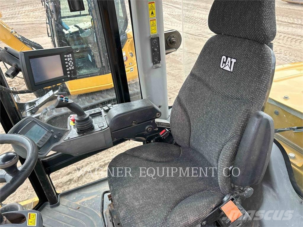 CAT CP56B Compactadoras de suelo