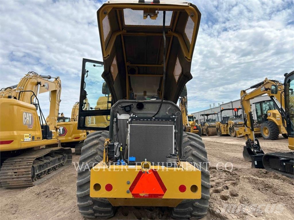 CAT CP56B Compactadoras de suelo