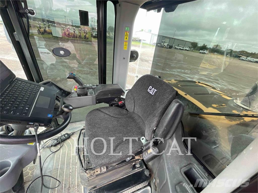 CAT CP56B Οδοστρωτήρες μονού κυλίνδρου