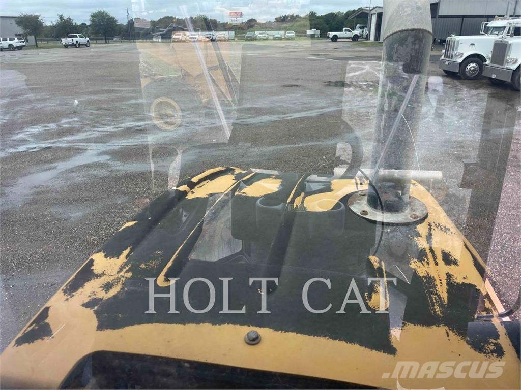 CAT CP56B Οδοστρωτήρες μονού κυλίνδρου