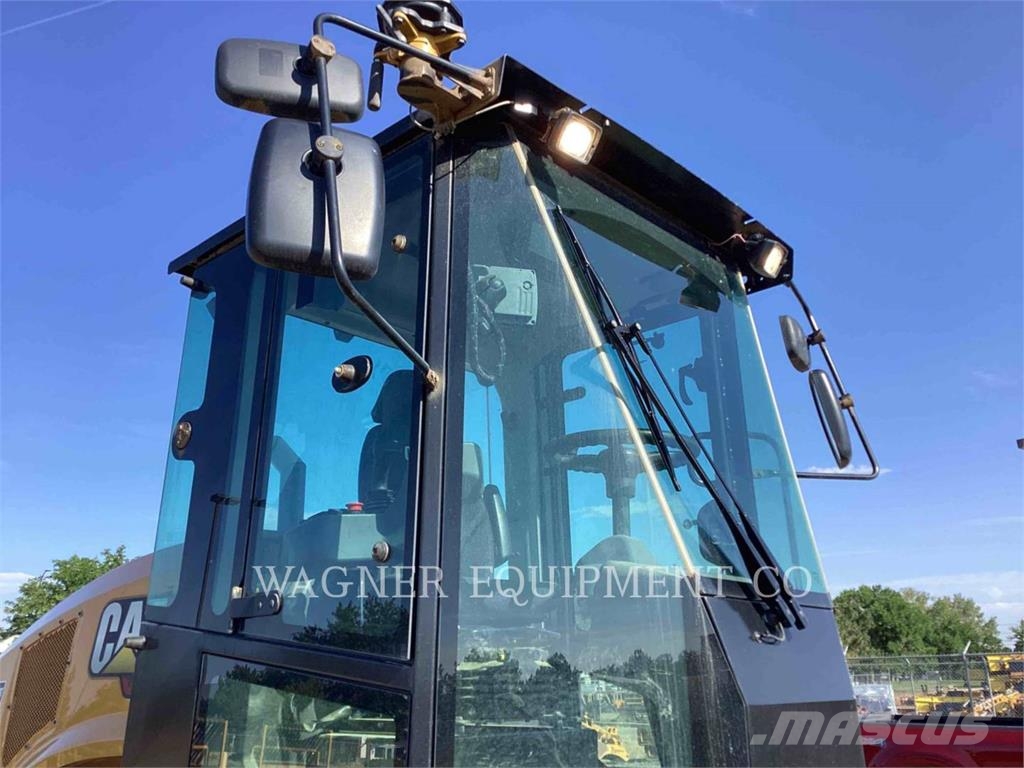 CAT CP56B Compactadoras de suelo