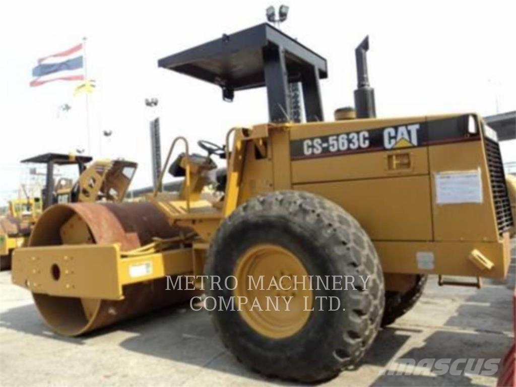 CAT CS-563CAW Rodillos de un solo tambor
