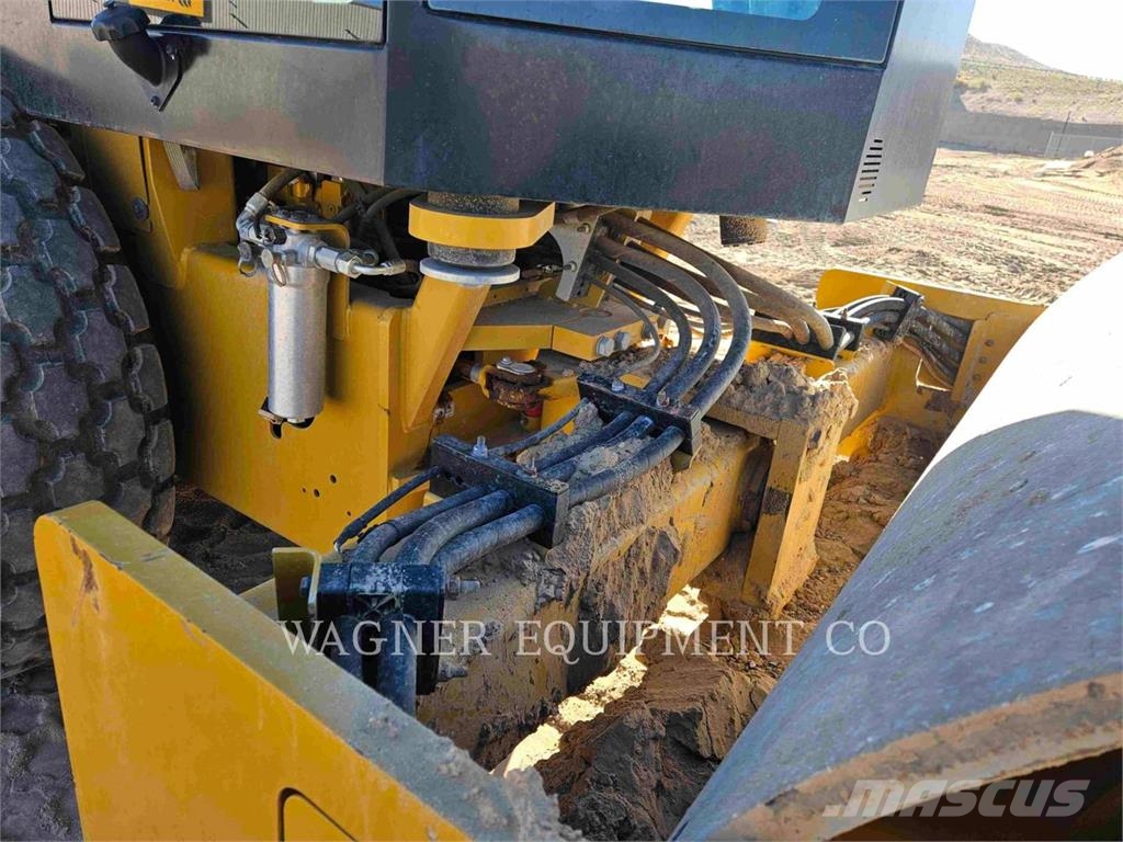 CAT CS12 ضاغطات التربة