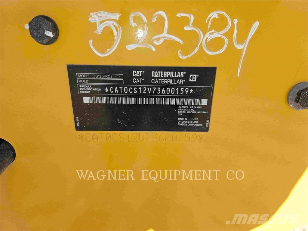 CAT CS1203 土壤压实机