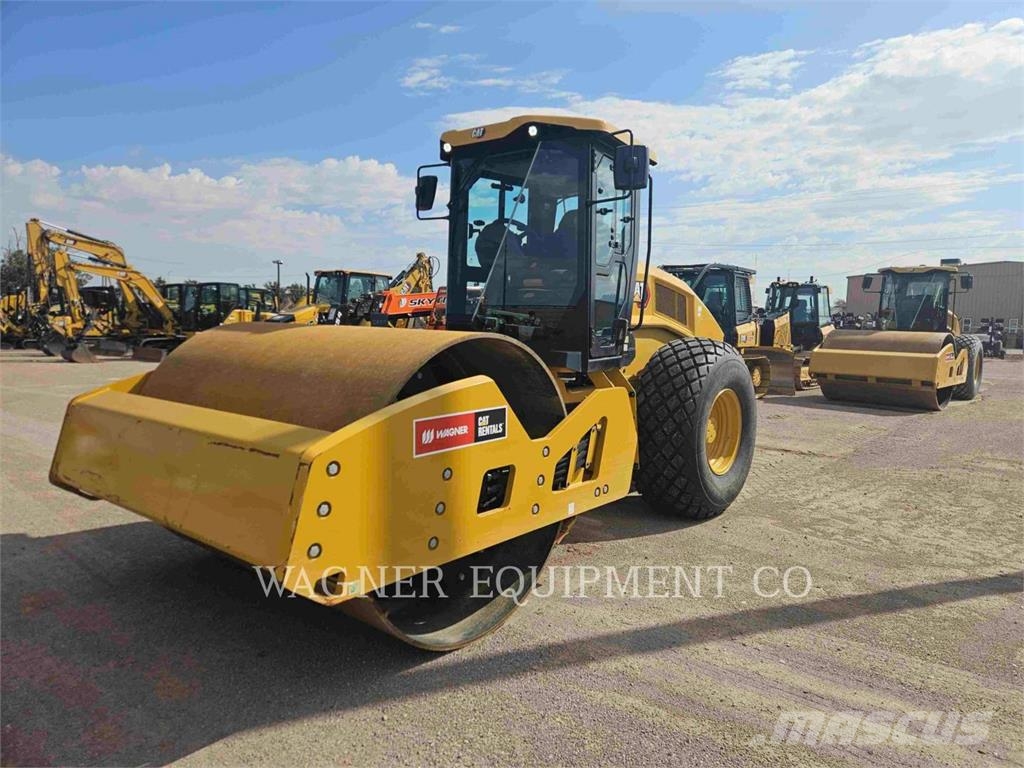 CAT CS12GC 土壤压实机
