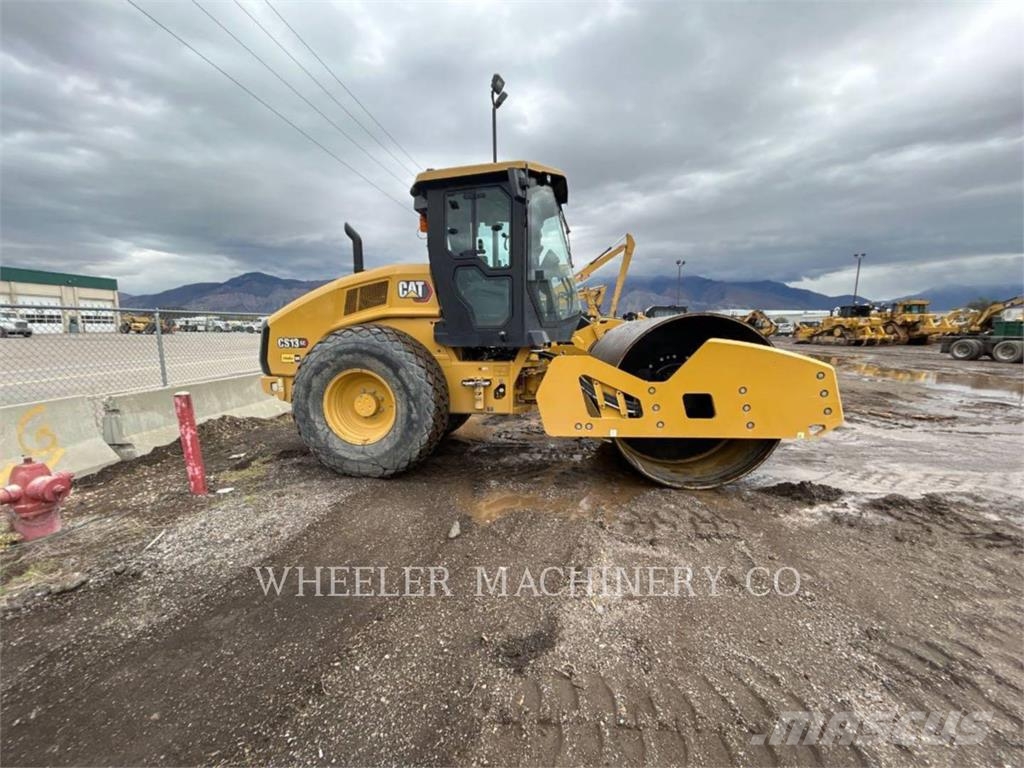 CAT CS13 GC Грунтовые катки