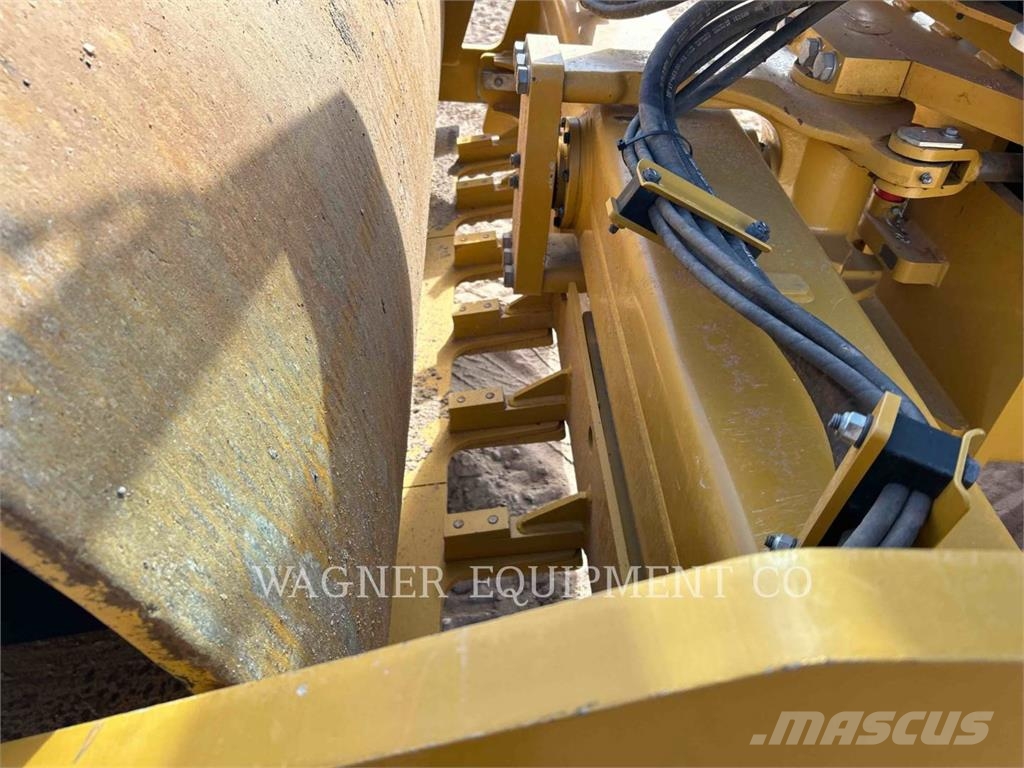 CAT CS13GC Уплотнители грунта