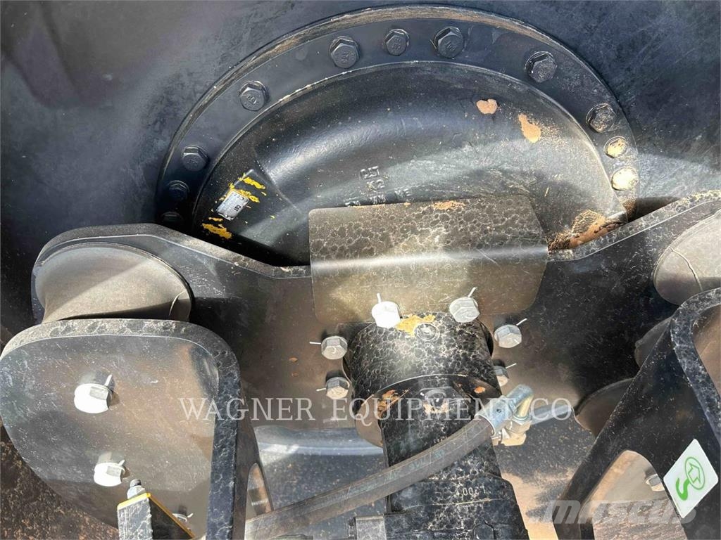 CAT CS13GC Уплотнители грунта