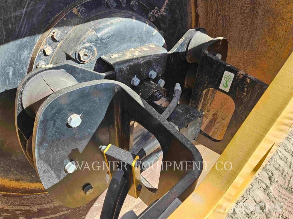 CAT CS13GC Уплотнители грунта