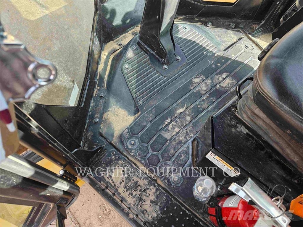 CAT CS13GC Уплотнители грунта