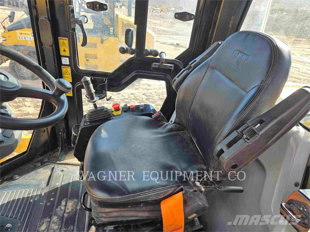 CAT CS13GC Уплотнители грунта
