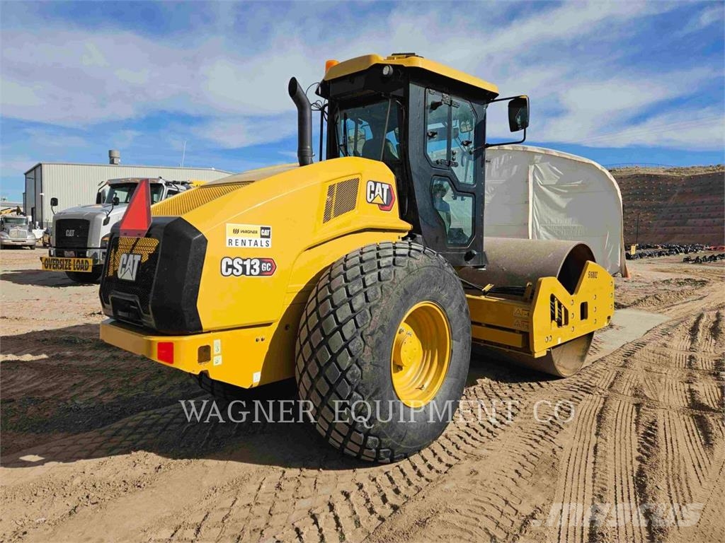 CAT CS13GC Уплотнители грунта