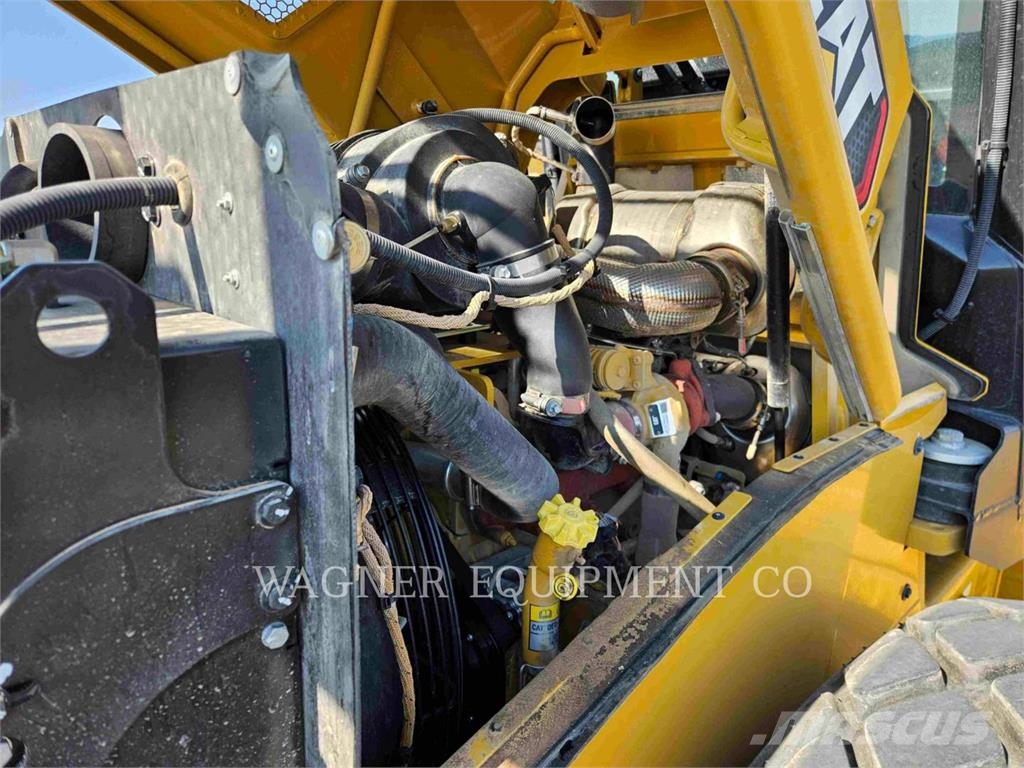 CAT CS13GC 土壤压实机