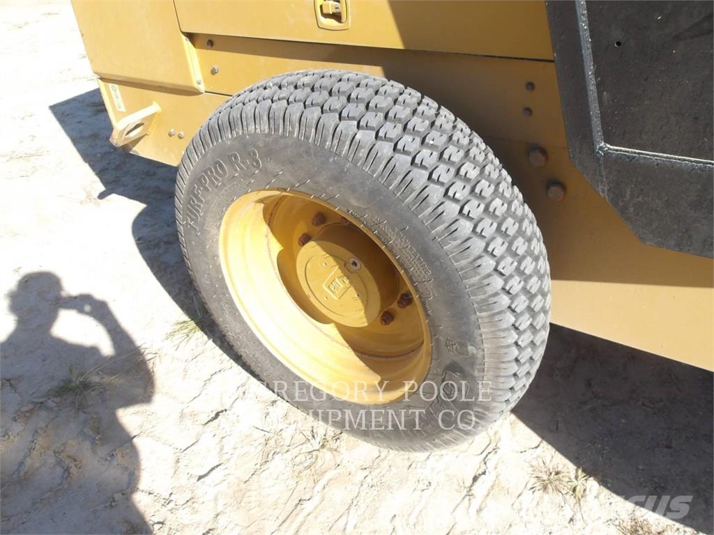 CAT CS34 Single drum rollers