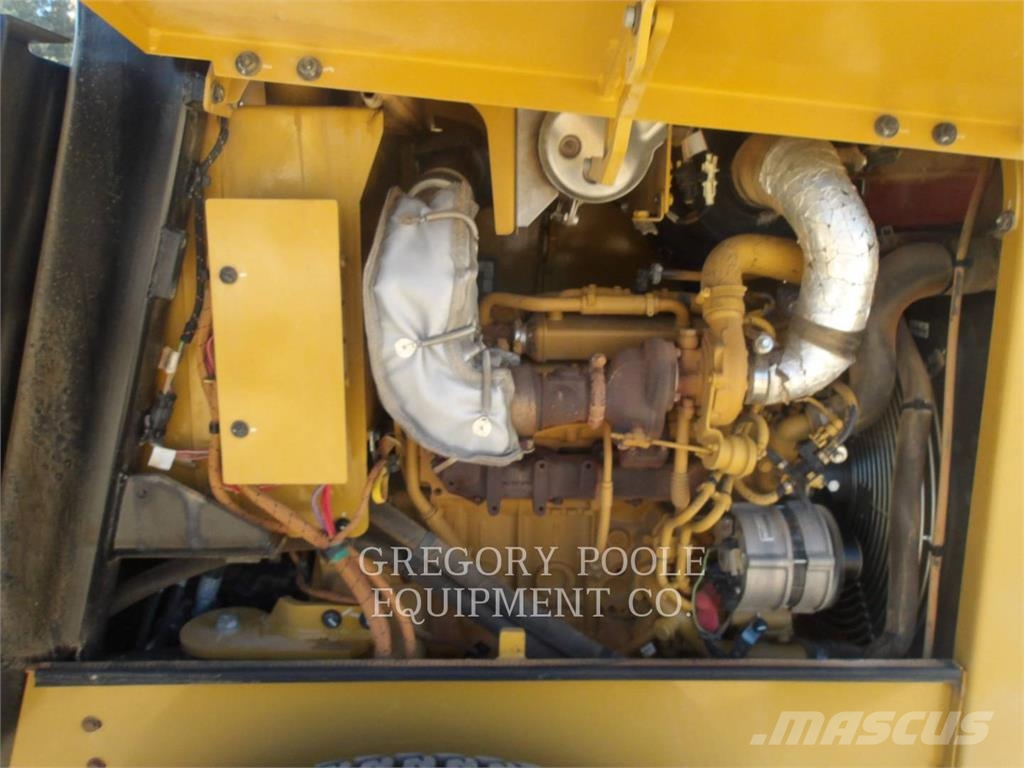 CAT CS34 Single drum rollers