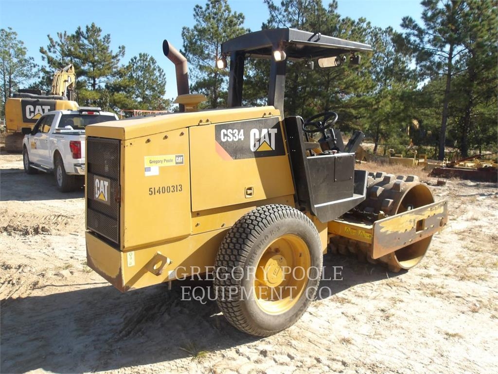 CAT CS34 Single drum rollers