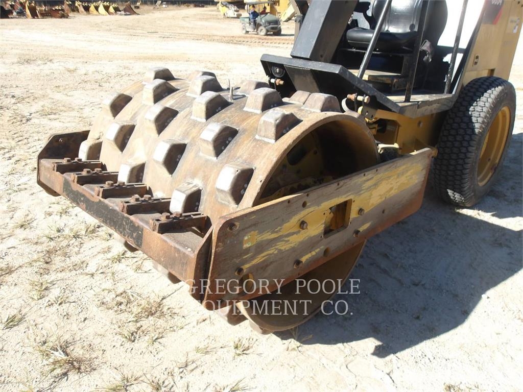 CAT CS34 Single drum rollers
