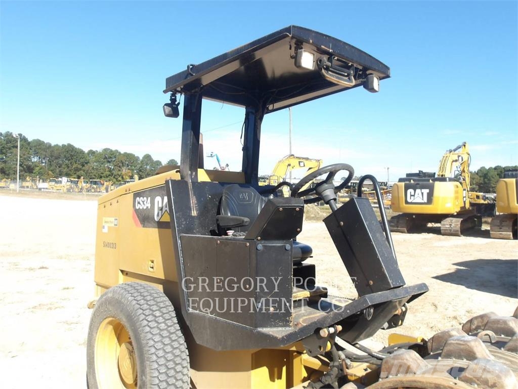 CAT CS34 Single drum rollers