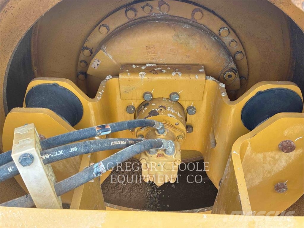 CAT CS44B مداحل أحادية الأسطوانة