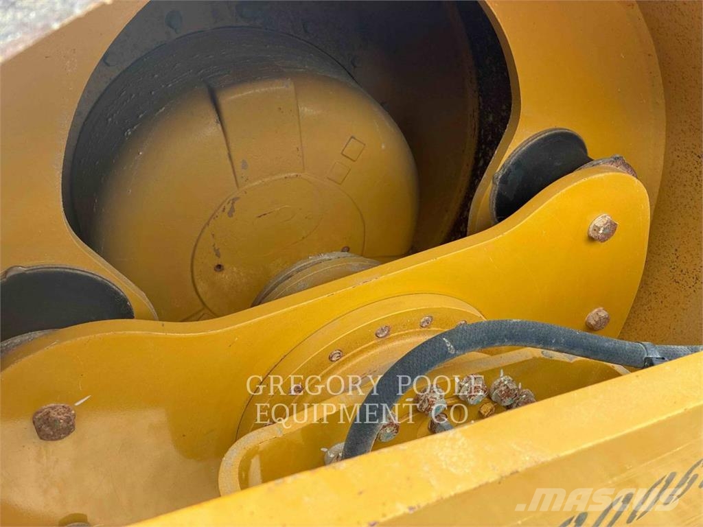 CAT CS44B مداحل أحادية الأسطوانة