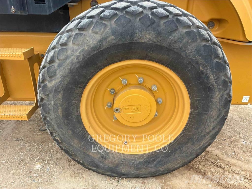 CAT CS44B مداحل أحادية الأسطوانة