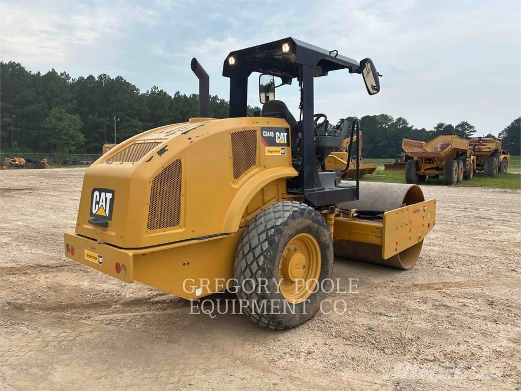 CAT CS44B مداحل أحادية الأسطوانة