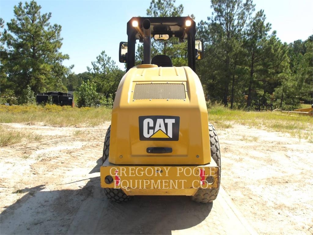CAT CS44B Single drum rollers