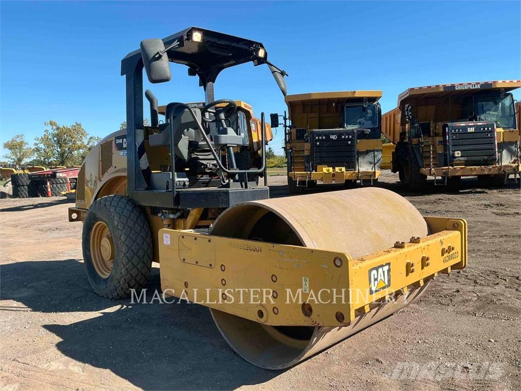 CAT CS44B Yksivalssijyrät