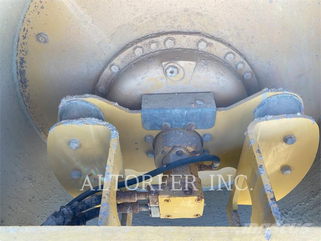 CAT CS54 مداحل ثنائية الاسطوانة