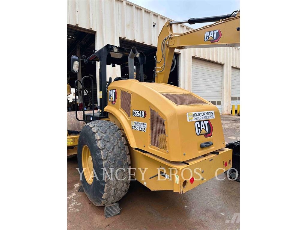 CAT CS54B Jordvibrationstromler