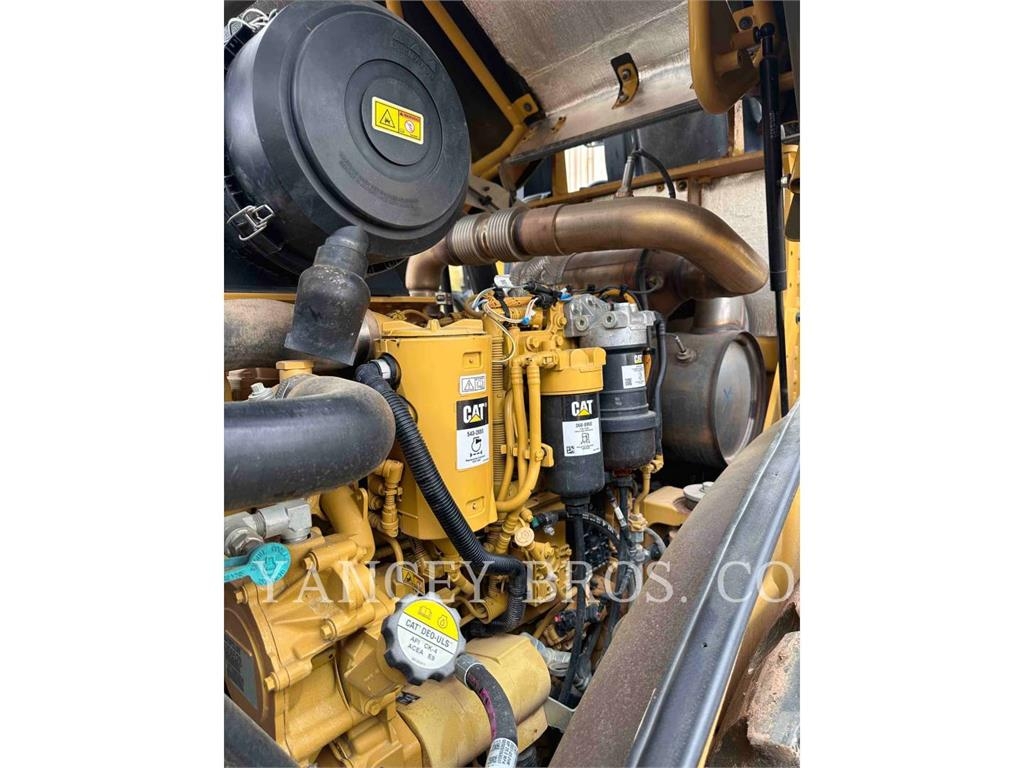 CAT CS54B Jordvibrationstromler